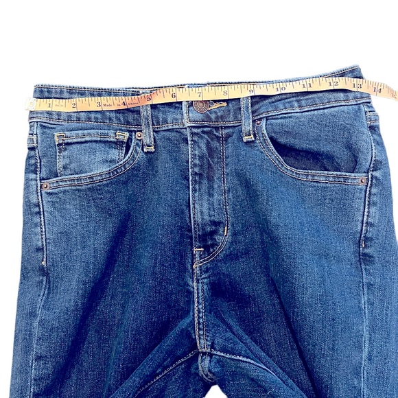 Levi’s 721 High Rise Skinny Cut-Off Shorts Blue Denim Denim Size 27 - Picture 5 of 5